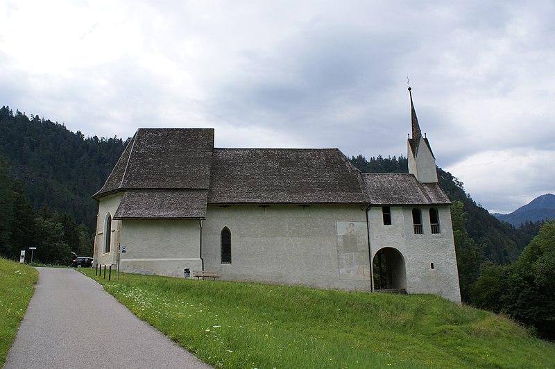 Alte Pfarrkirche Sankt Martin in Ludesch, Vorarlberg, Österreich. Stammt aus dem frühen Mittelalter. Ausstattung spätgotisch (Von Asurnipal - Eigenes Werk, CC BY-SA 4.0)